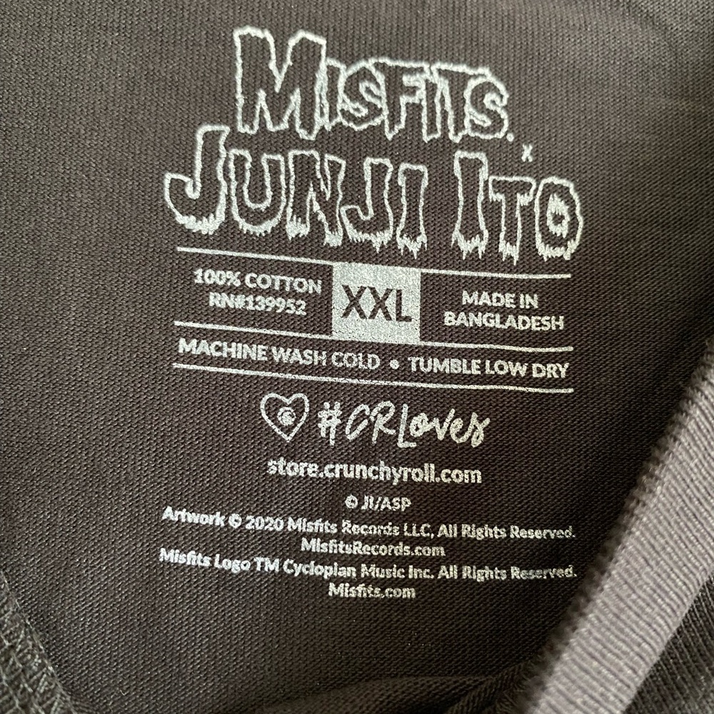 Misfits long sleeve shirt double sided 20 Eyes Junji Ito artwork Dead Stock 2XL - Picture 6 of 6